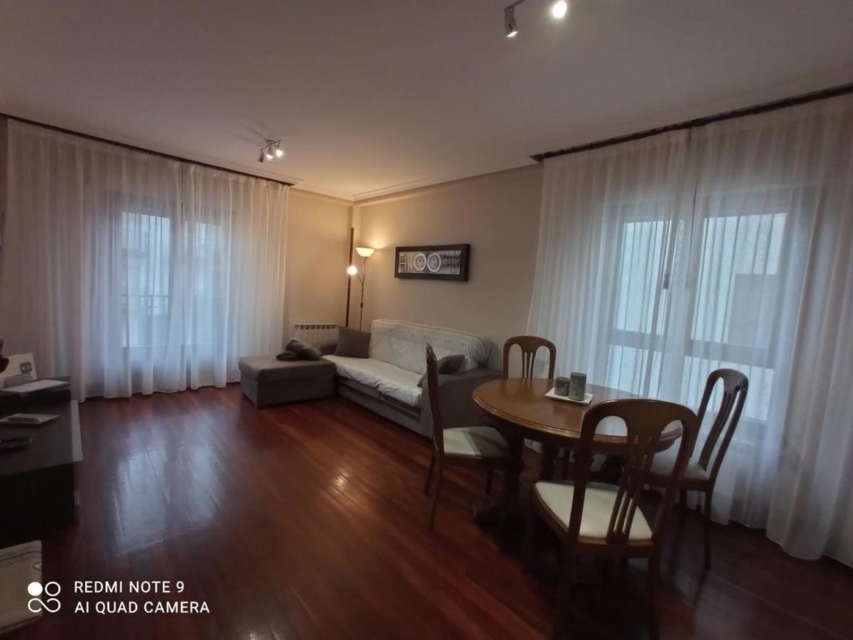 Pedroenea Apartamento Elizondoアパートメント エクステリア 写真